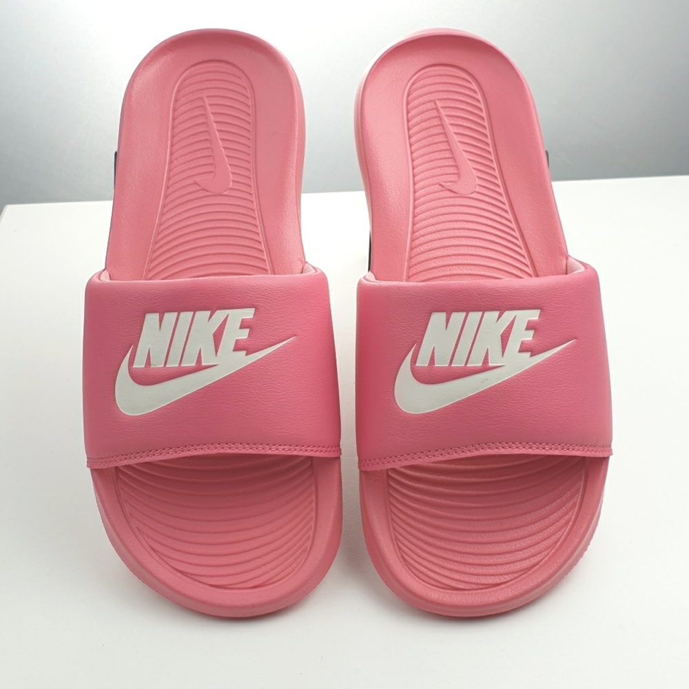 Nike women's Victory 1 lightweight slides comfort foam sandals Pink Summer size8